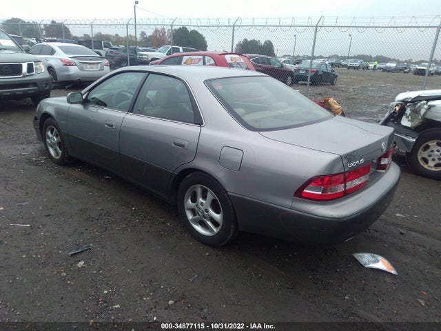 JT8BF28G810292923 Lexus ES 300
