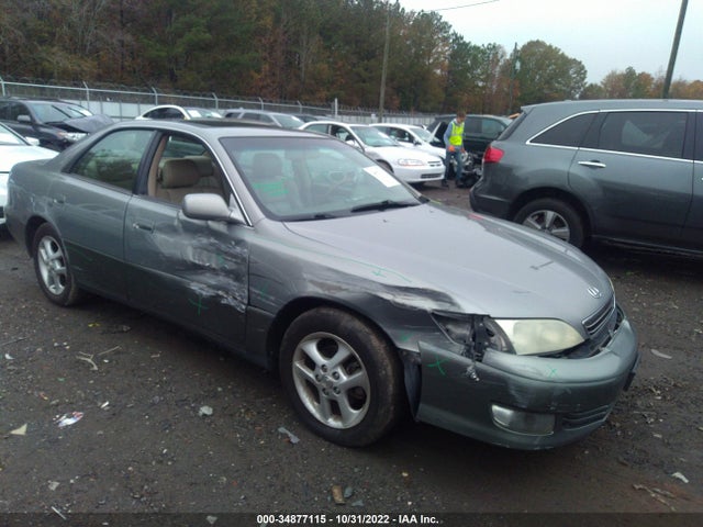 JT8BF28G810292923 Lexus ES 300