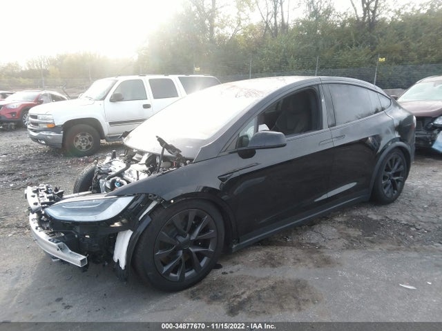 2022 Tesla Model X, VIN: 7SAXCBE57NF333104
