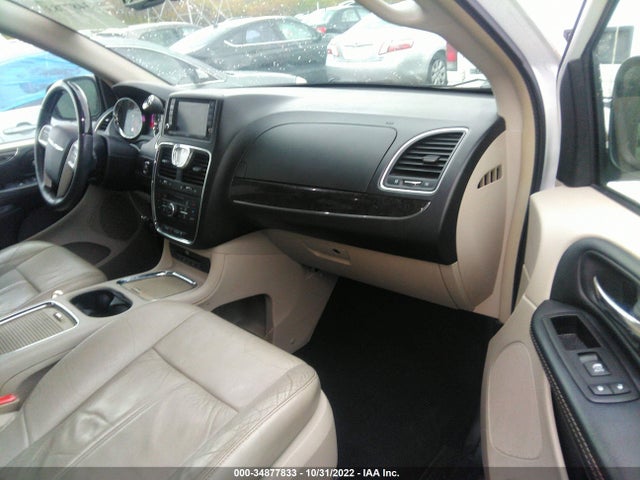 2C4RC1GG5FR716558 Chrysler Town & Country Limited Platinum
