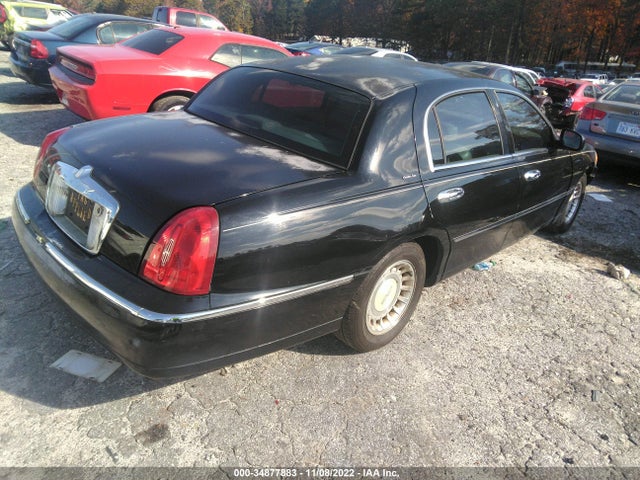 Lincoln Town Car 2000 1LNHM81W4YY837660 Image 5
