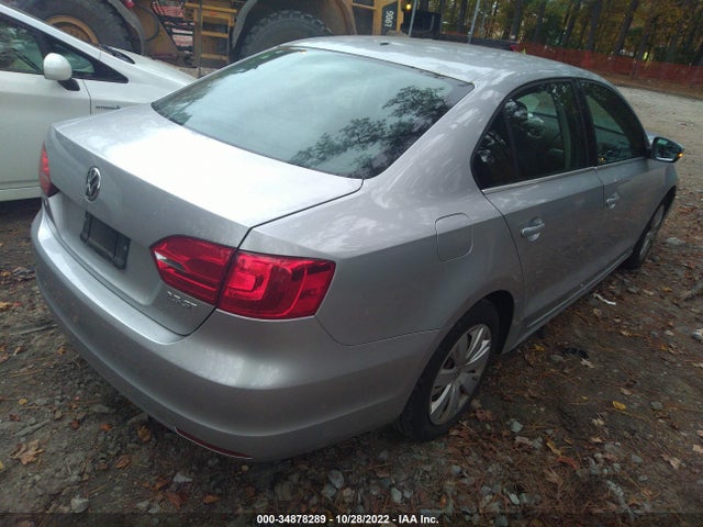2013 VOLKSWAGEN JETTA SEDAN SE VIN: 3VWDP7AJ4DM397399