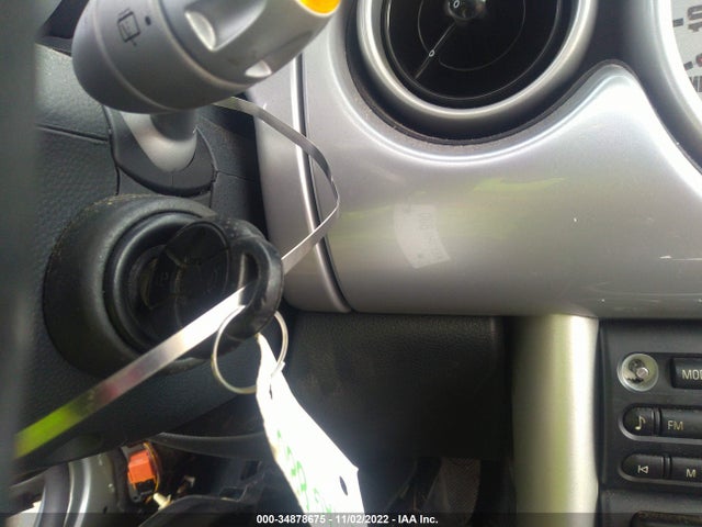 2006 MINI COOPER HARDTOP VIN: WMWRC33566TK72774