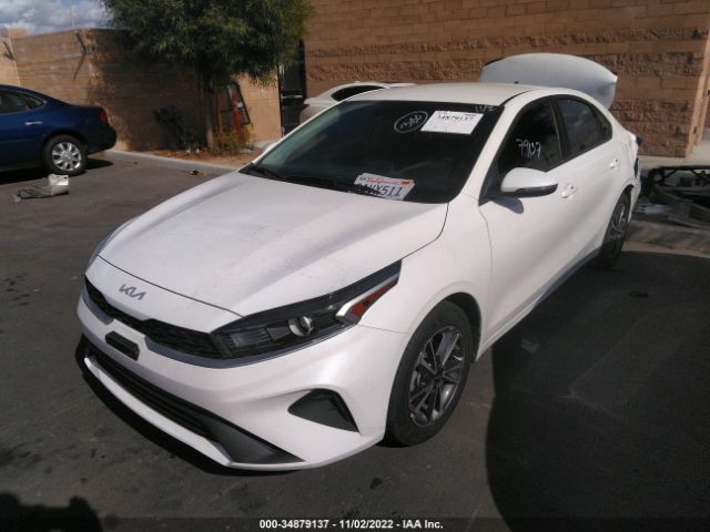 3KPF24AD4NE475341 KIA Forte Lxs