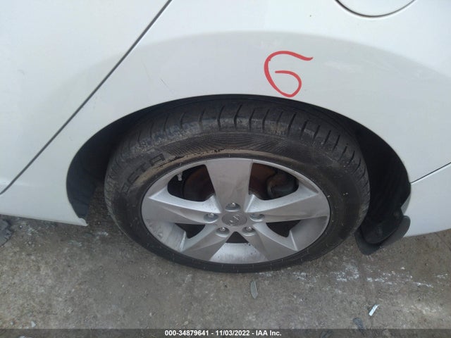 2013 HYUNDAI ELANTRA GLS VIN: 5NPDH4AE2DH279942