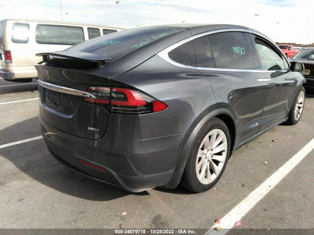 2017 Tesla Model X, VIN: 5YJXCAE27HF074888