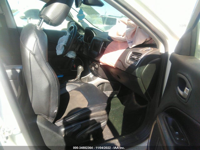 2017 Jeep Compass, VIN: 3C4NJCBB2HT624948