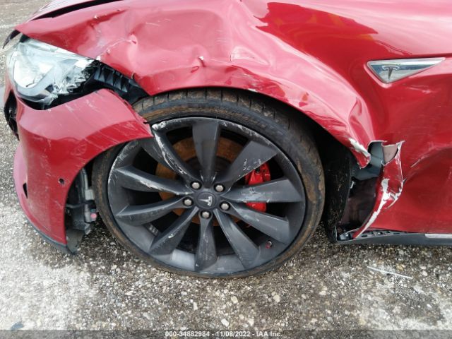 5YJSA1H2XEFP63587 Tesla Model S P85d