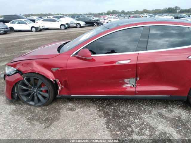 5YJSA1H2XEFP63587 Tesla Model S P85d