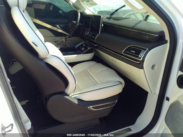 2019 Lincoln Navigator, VIN: 5LMJJ3TT7KEL17586