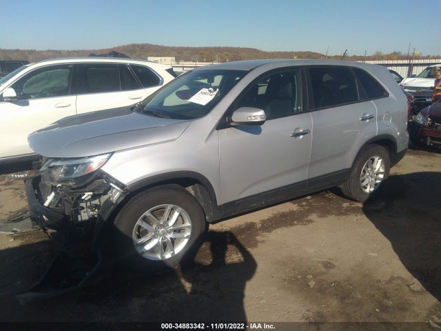 2014 KIA SORENTO LX VIN: 5XYKT3A69EG508540