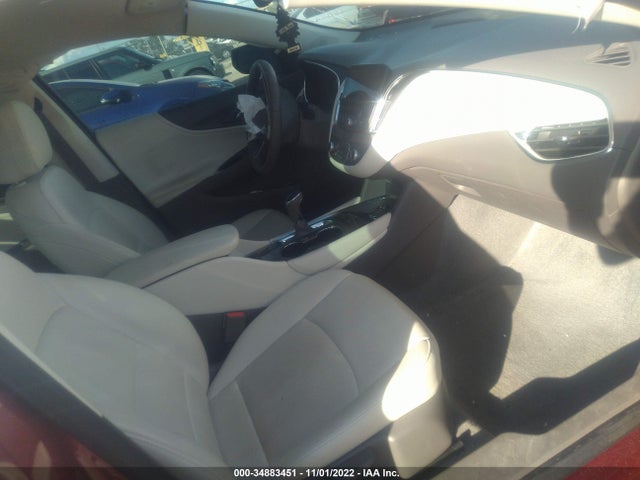 2019 Chevrolet Malibu, VIN: 1G1ZD5ST3KF123963