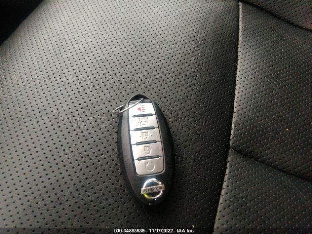 5N1AT2MV9HC739192 Nissan Rogue Sl