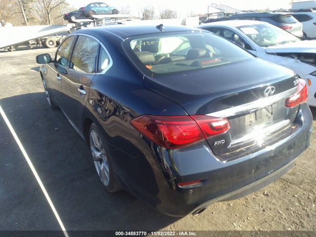 2016 Infiniti Q70, VIN: JN1BY1PR5GM720458