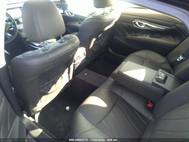 2016 Infiniti Q70, VIN: JN1BY1PR5GM720458