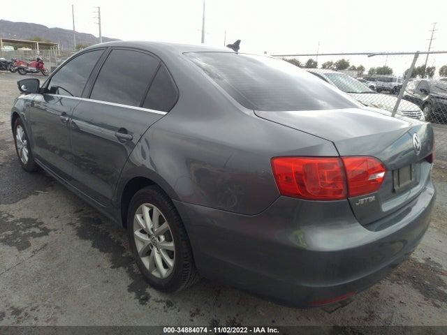 3VWDP7AJ1DM288107 Volkswagen Jetta Sedan Se W/convenience/sunroof
