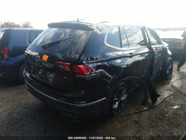 2022 Volkswagen Tiguan, VIN: 3VV2B7AX2NM093424