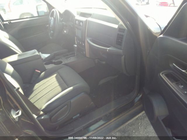 1C4PJLAK8CW208206 Jeep Liberty Sport
