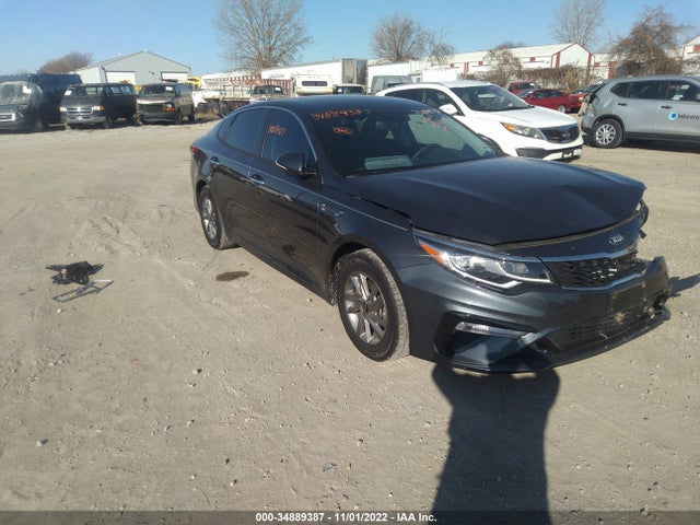2020 Kia Optima, VIN: 5XXGT4L3XLG438594