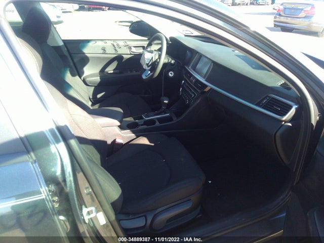 2020 Kia Optima, VIN: 5XXGT4L3XLG438594