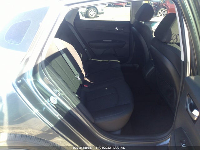 2020 Kia Optima, VIN: 5XXGT4L3XLG438594
