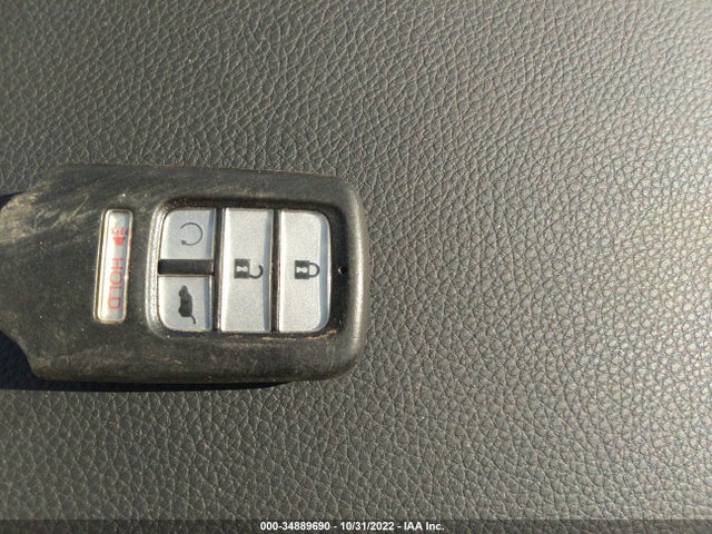 2016 Honda Pilot, VIN: 5FNYF5H5XGB048017
