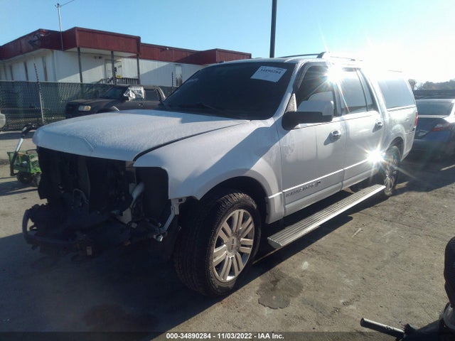 Lincoln NAVIGATOR L 2012 5LMJJ3J51CEL05178 Image 2
