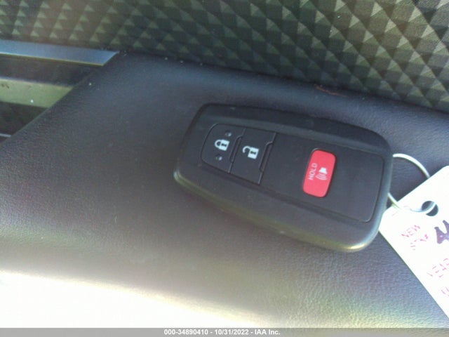 Toyota C-HR XLE 2018 NMTKHMBX5JR010507 Image 11