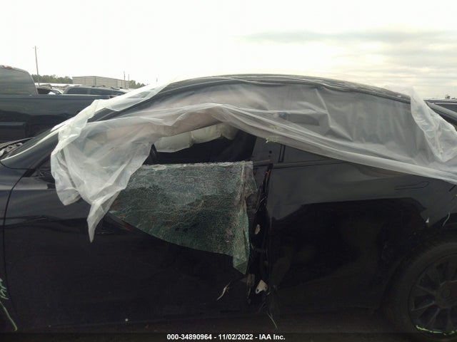 Tesla Model Y Long Range 2022 7SAYGDEE8NA006163 Image 7