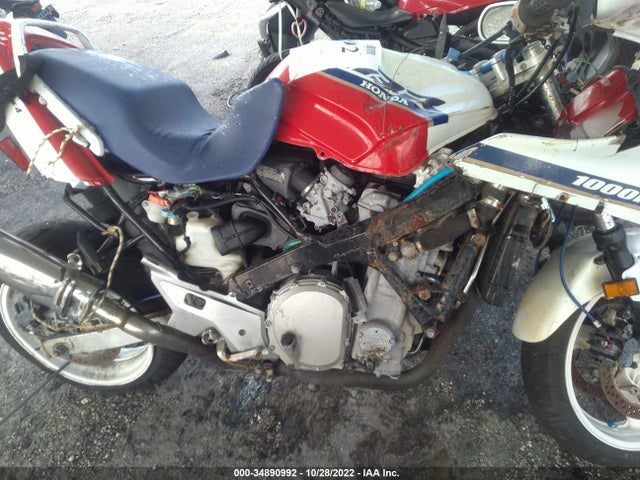 1990 HONDA CBR1000 F VIN: JH2SC2401LM001118