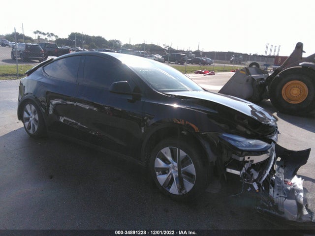 Tesla Model Y Long Range 2022 7SAYGDEE2NA014890 main image