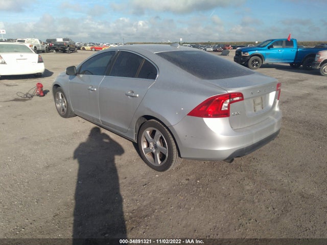 Volvo S60 T5 2012 YV1622FS4C2042568 Image 4