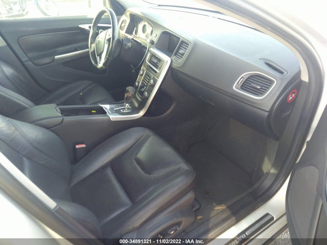 Volvo S60 T5 2012 YV1622FS4C2042568 Image 6