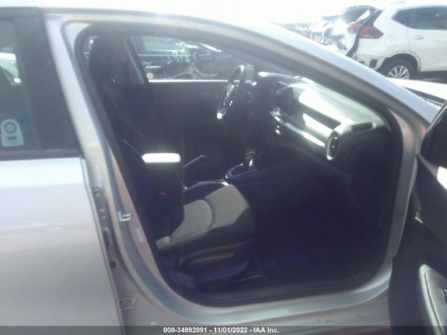 3KPF24AD9ME331816 KIA Forte Lxs