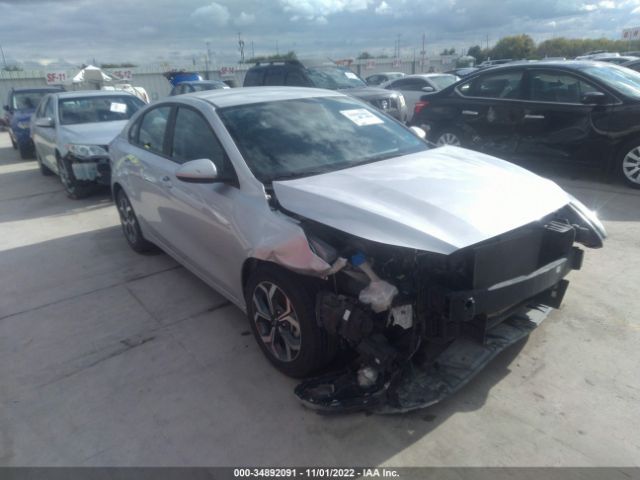 3KPF24AD9ME331816 KIA Forte Lxs