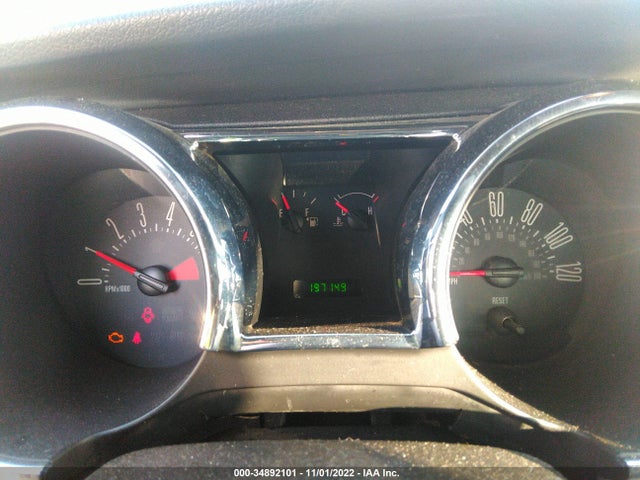 2005 FORD MUSTANG DELUXE/PREMIUM VIN: 1ZVFT80N555111517