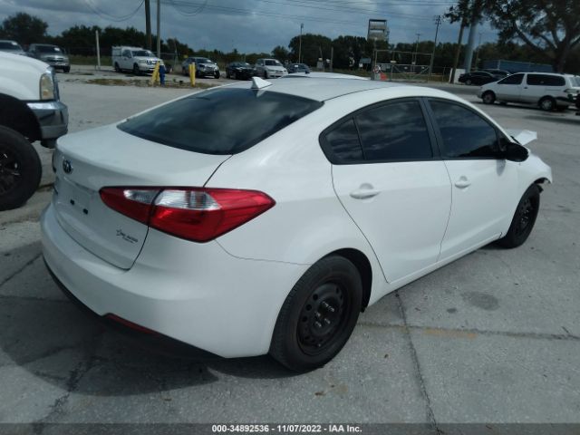 KNAFK4A62G5603430 KIA FORTE LX
