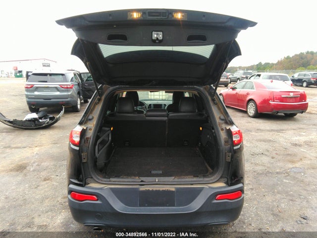 2017 Jeep Cherokee, VIN: 1C4PJLCB4HD219462