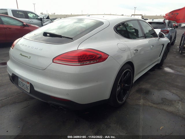 2016 Porsche Panamera, VIN: WP0AD2A78GL040948