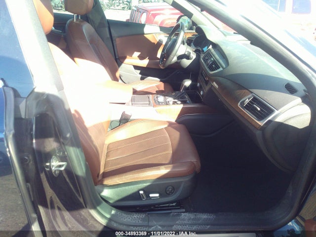 2016 Audi A7, VIN: WAU2MAFC7GN008238