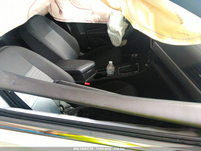 2022 Volkswagen Jetta, VIN: 3VWCM7BU2NM016048