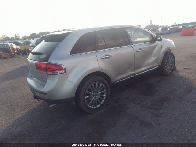 Lincoln MKX 2011 2LMDJ8JK1BBJ20503 Image 5