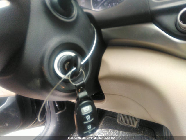 2020 HYUNDAI ELANTRA SEL VIN: KMHD84LF3LU015229