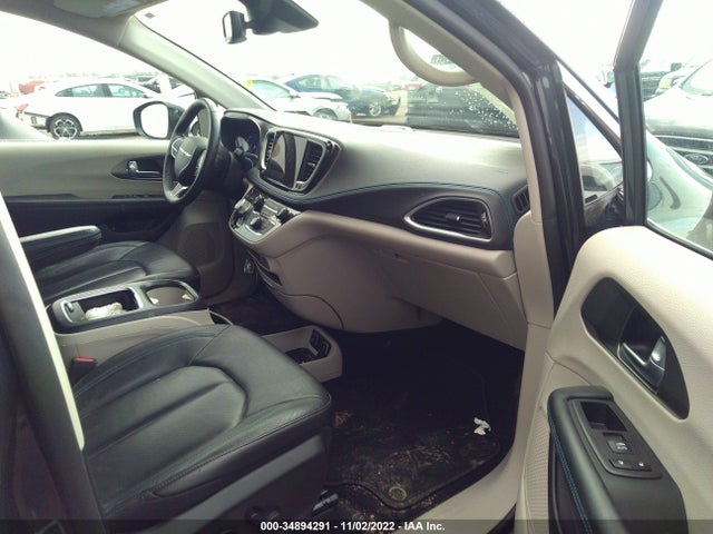 2021 Chrysler Pacifica Hybrid, VIN: 2C4RC1L71MR580738