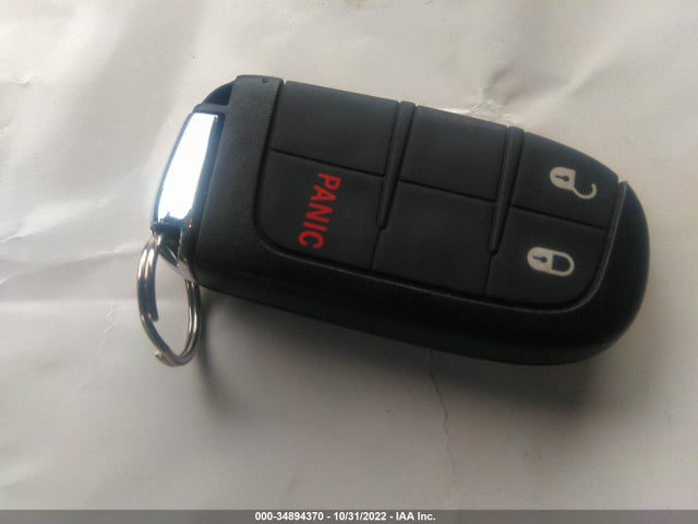 2022 Jeep Compass, VIN: 3C4NJCBB8NT192832