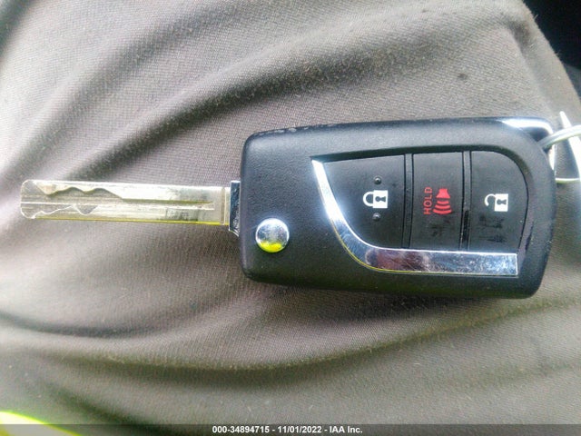 2021 Toyota RAV4, VIN: JTMH1RFV5MD073502
