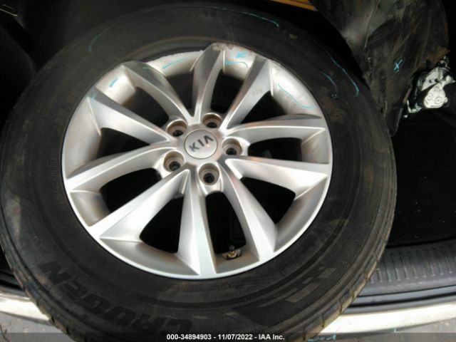 5XYPGDA57GG174454 KIA SORENTO LX