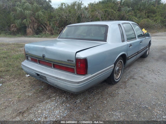 Lincoln Town Car Executive 1997 1LNLM81W1VY657591 Image 5