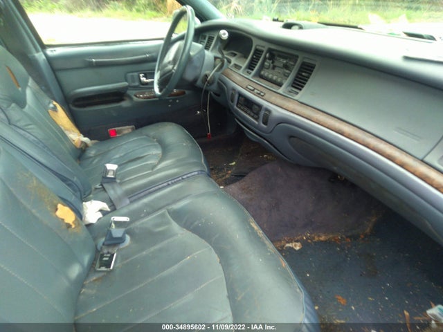 Lincoln Town Car Executive 1997 1LNLM81W1VY657591 Image 6