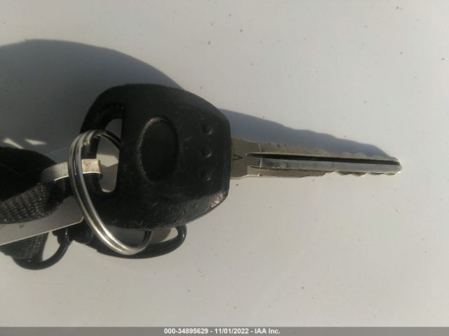 KNDMB233166031731 KIA Sedona Lx/ex